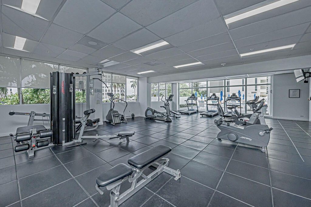 5601 Collins Avenue, Miami Beach, FL 33140 Photo