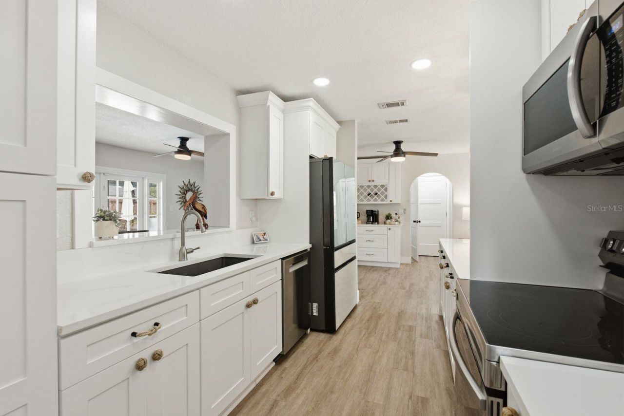 2168 Victoria Drive, Clearwater, FL 33763 Photo