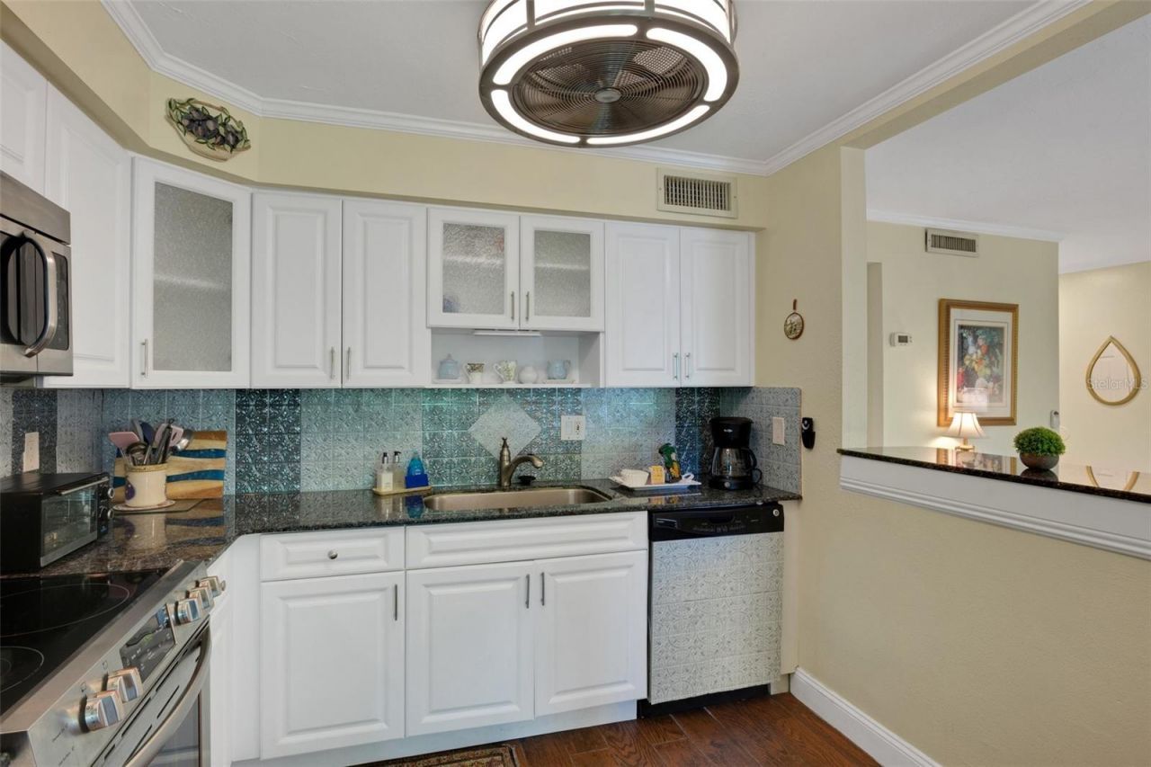 3413 Clark Road, Unit 114, Sarasota, FL 34231 Photo