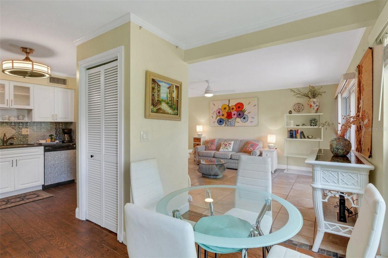 3413 Clark Road, Unit 114, Sarasota, FL 34231 Photo