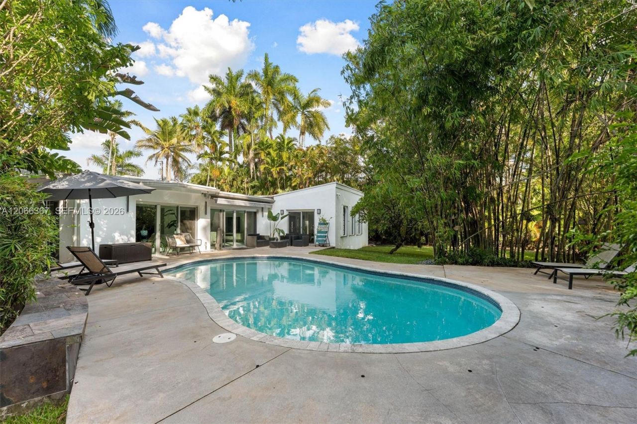 11400 Griffing Blvd , Biscayne Park, FL 33161 Photo