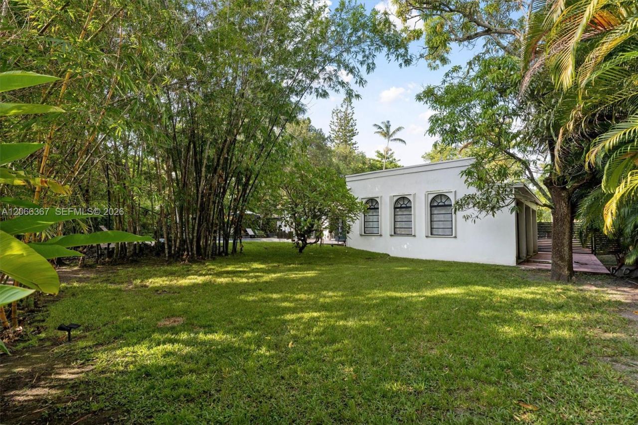 11400 Griffing Blvd , Biscayne Park, FL 33161 Photo