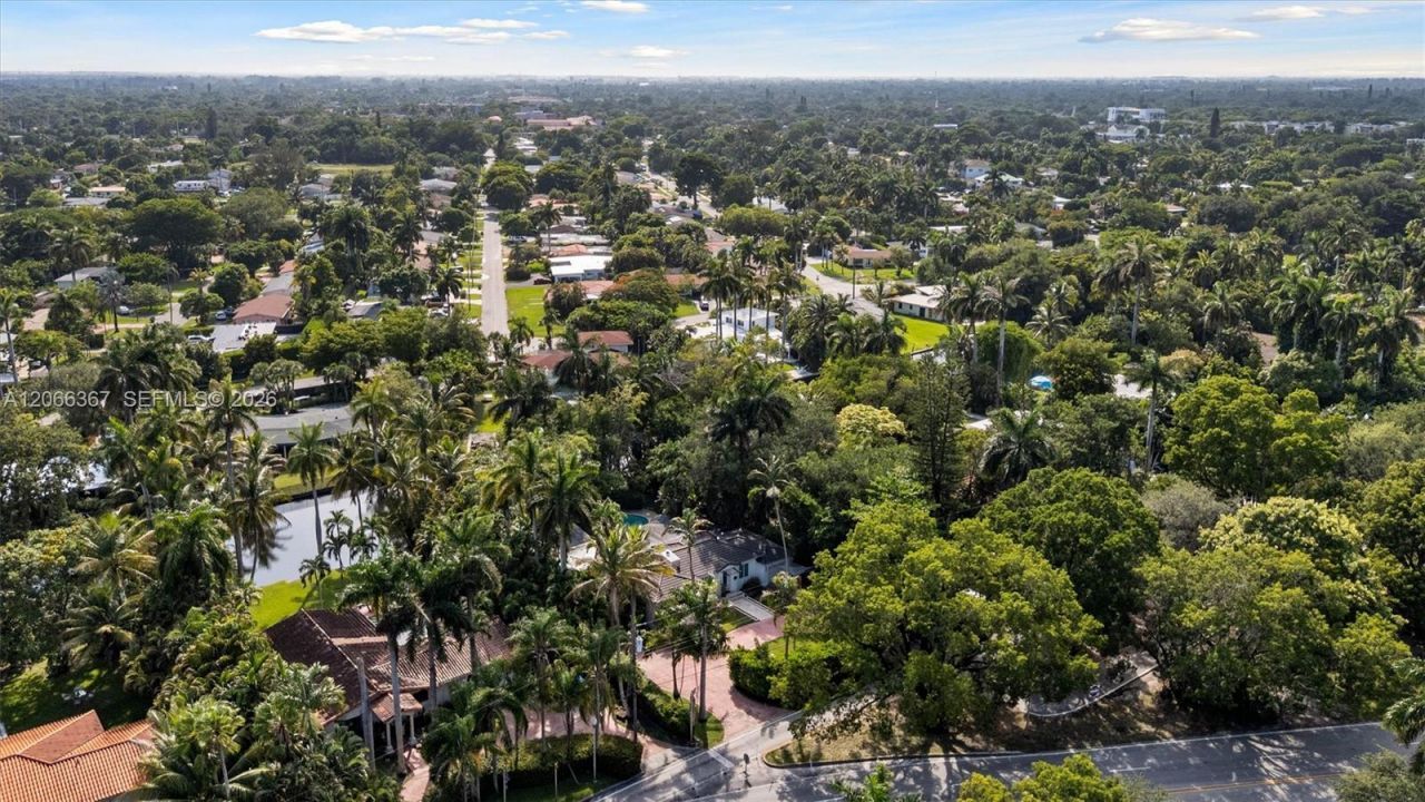 11400 Griffing Blvd , Biscayne Park, FL 33161 Photo