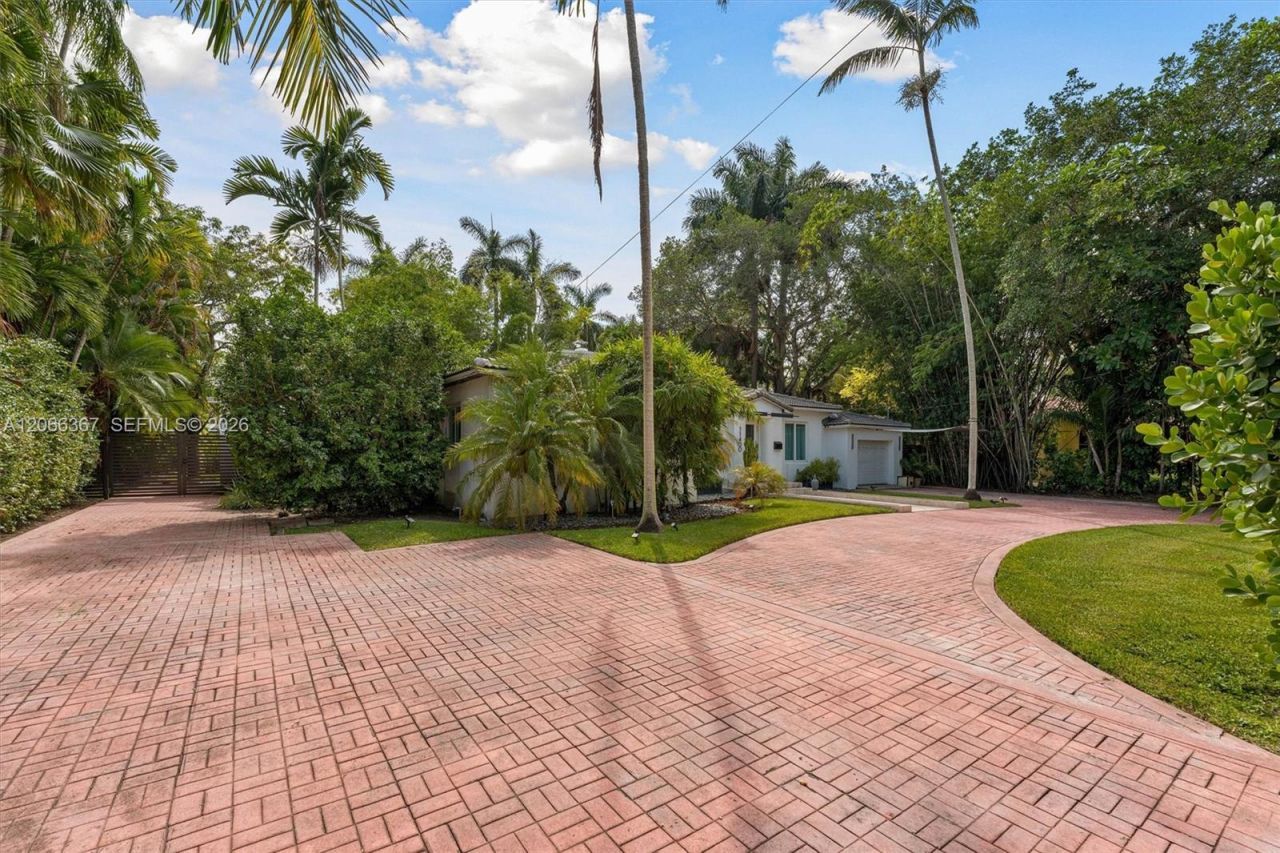 11400 Griffing Blvd , Biscayne Park, FL 33161 Photo