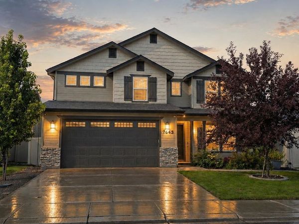7645 E Iroquois Street, Nampa, ID 83687