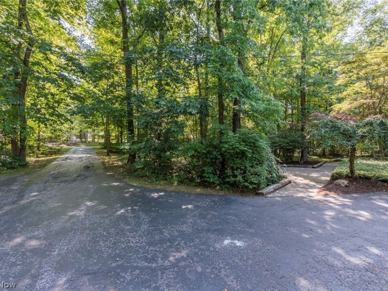 7859 Sugarbush Lane, Gates Mills, OH 44040 Photo 42