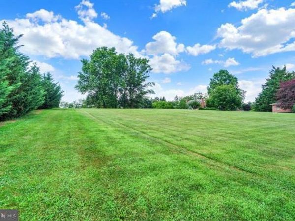 1983 HIGH STREET , YORK, PA 17408