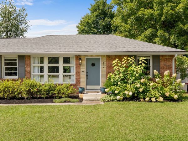 212 Donelson Hills Dr, Nashville, TN 37214
