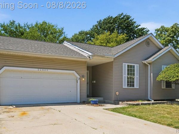 22825 Teppert Avenue, Eastpointe, Mi 48021