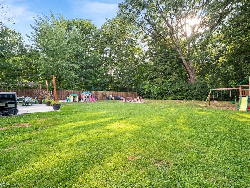 546 Woodmere Drive, Berea, OH 44017 Photo 26