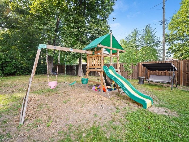 546 Woodmere Drive, Berea, OH 44017 Photo 27