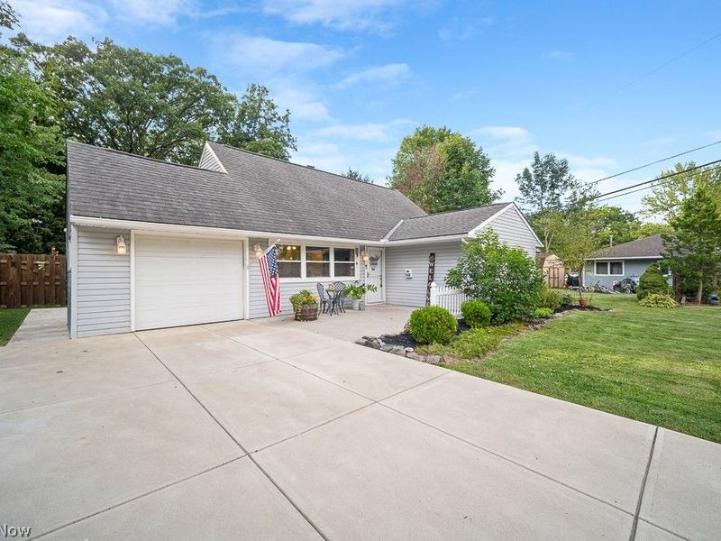 546 Woodmere Drive, Berea, OH 44017 Photo 32
