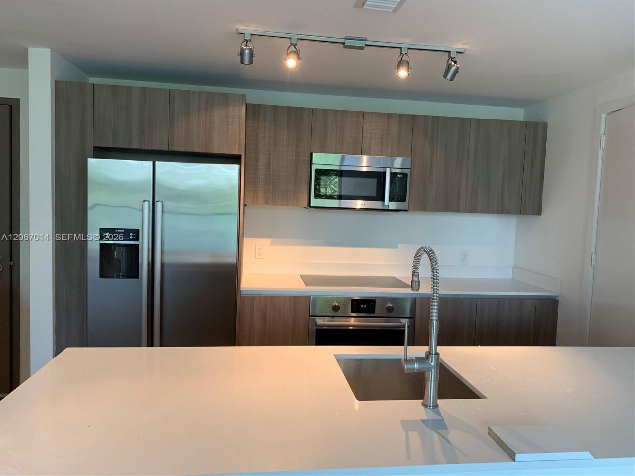 201 SW 17th Rd, Unit 310, Miami, FL 33129 Photo