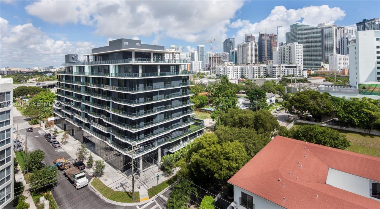 201 SW 17th Rd, Unit 310, Miami, FL 33129 Photo