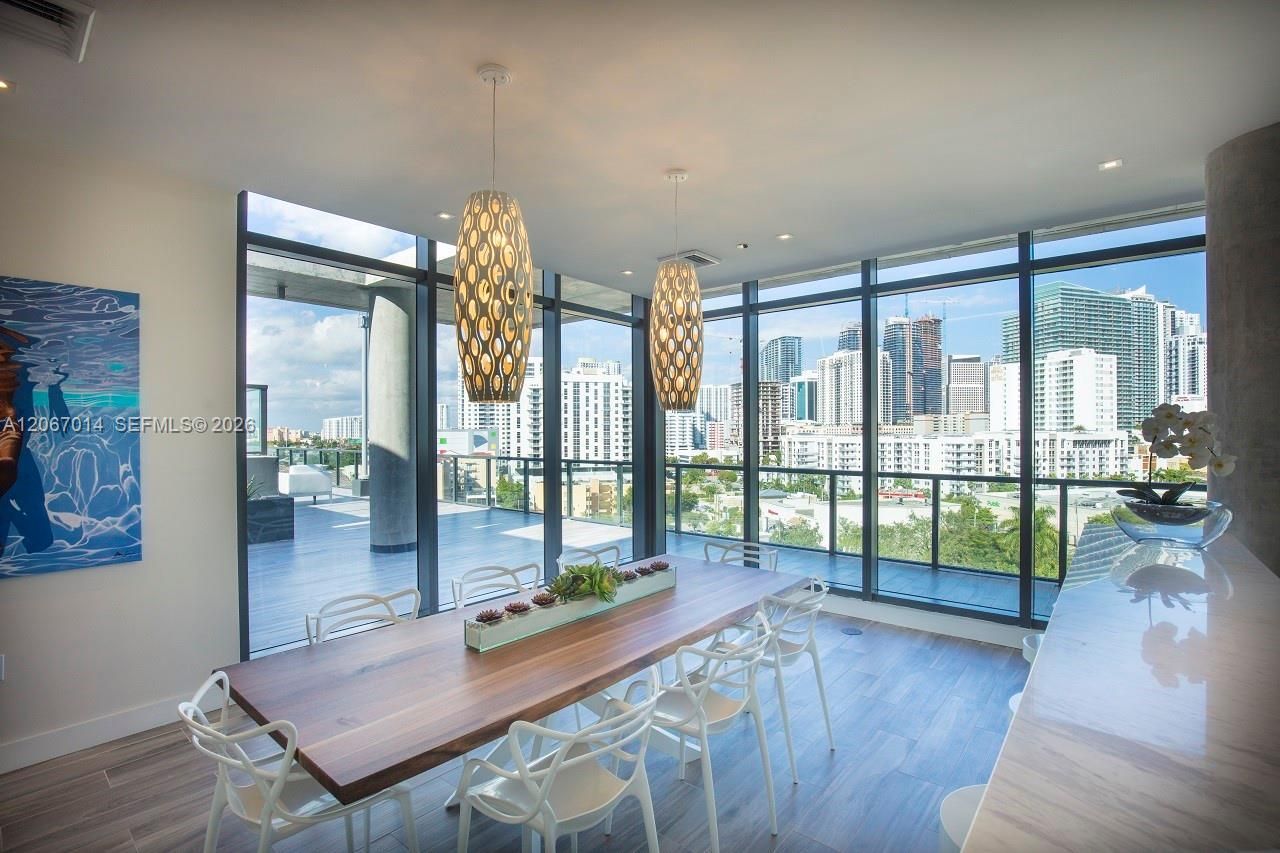 201 SW 17th Rd, Unit 310, Miami, FL 33129 Photo