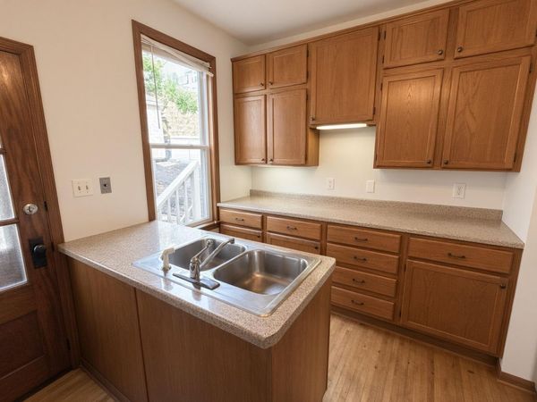 351 Grand Avenue, Saint Paul, MN 55102
