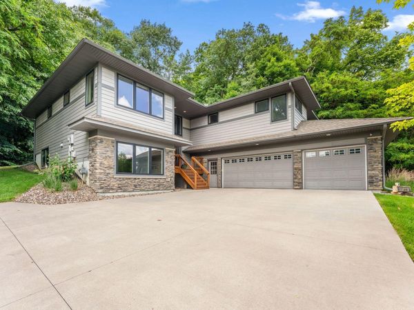 14886 Jeffers Pass NW, Prior Lake, MN 55372