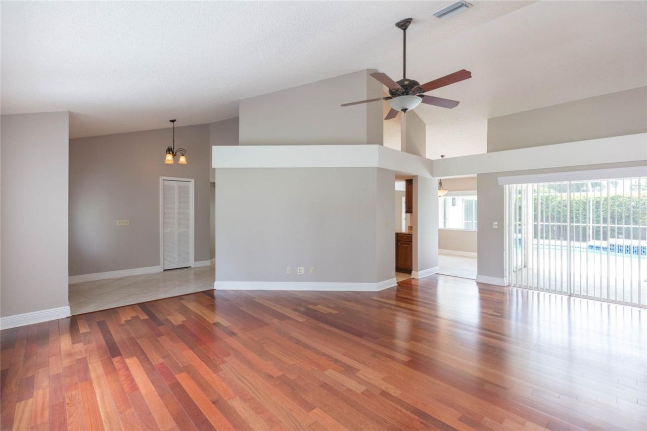1405 Oxfordshire Court, Brandon, FL 33510 Photo