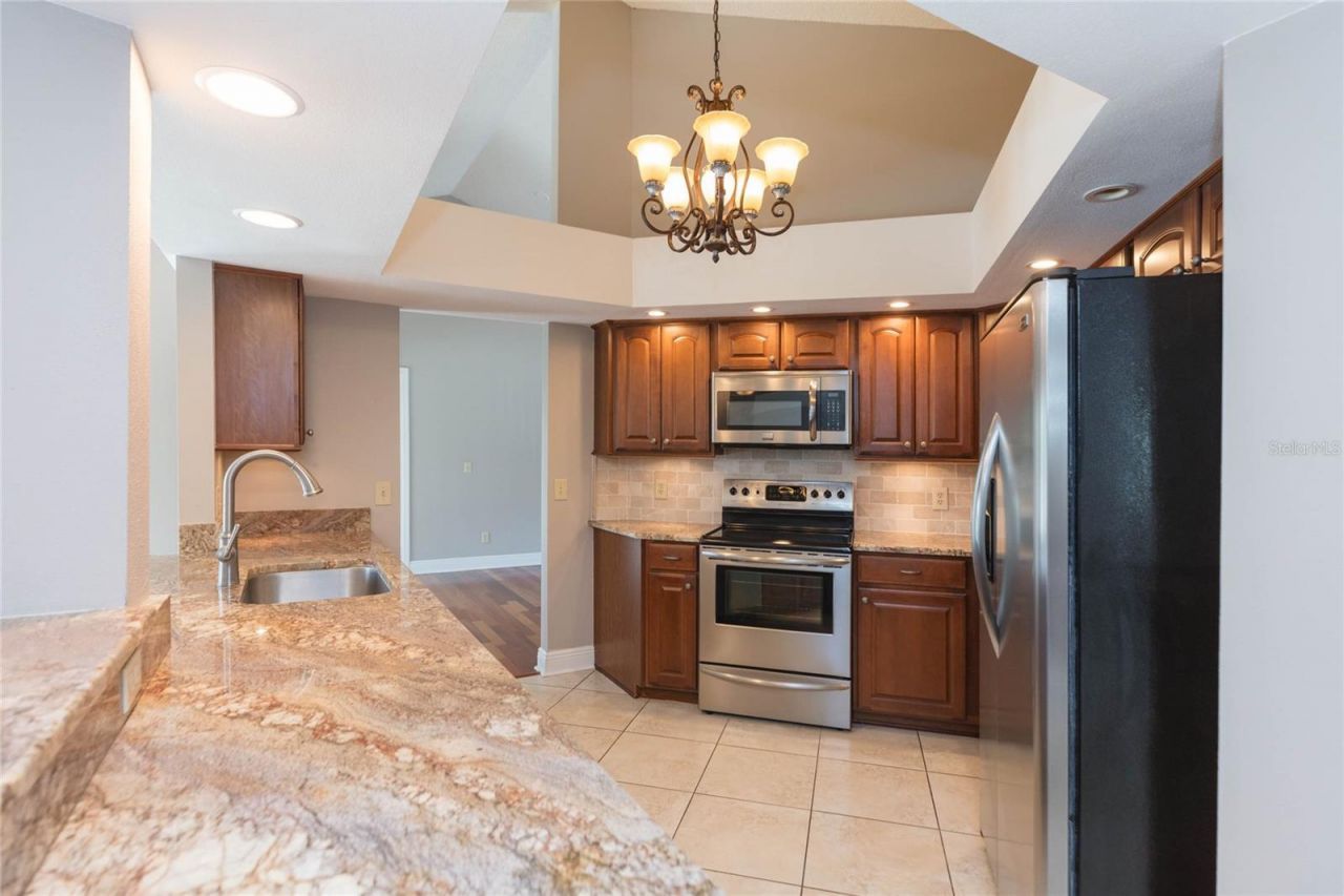 1405 Oxfordshire Court, Brandon, FL 33510 Photo
