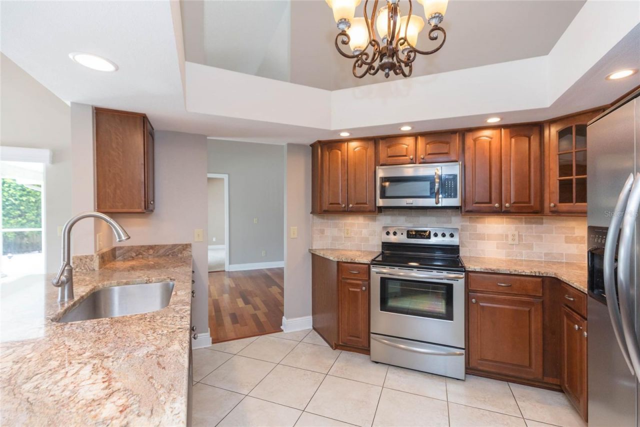 1405 Oxfordshire Court, Brandon, FL 33510 Photo