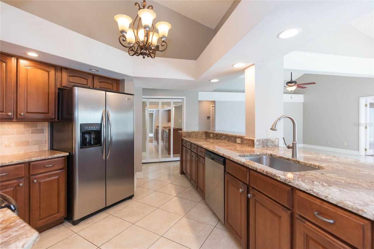 1405 Oxfordshire Court, Brandon, FL 33510 Photo