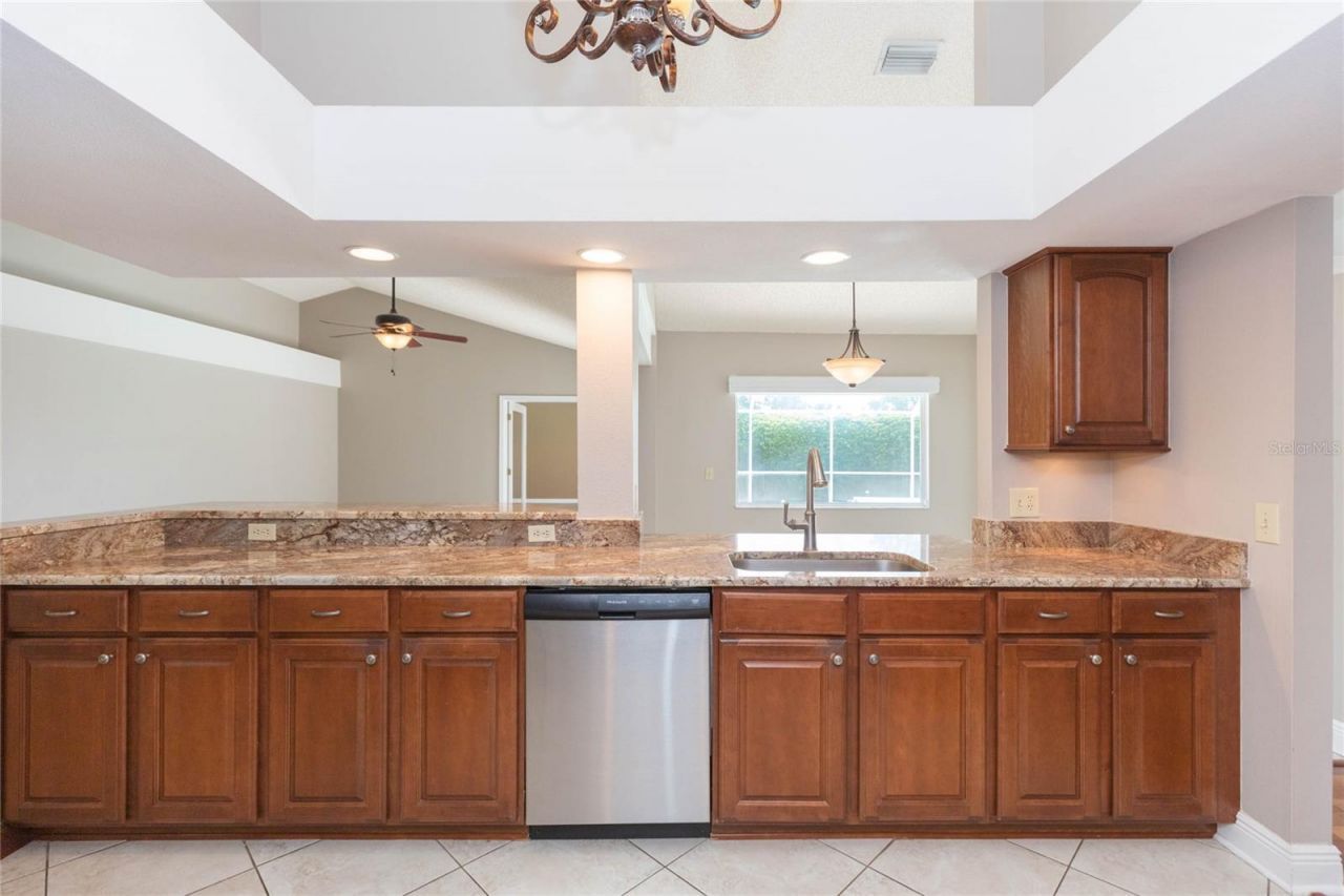 1405 Oxfordshire Court, Brandon, FL 33510 Photo