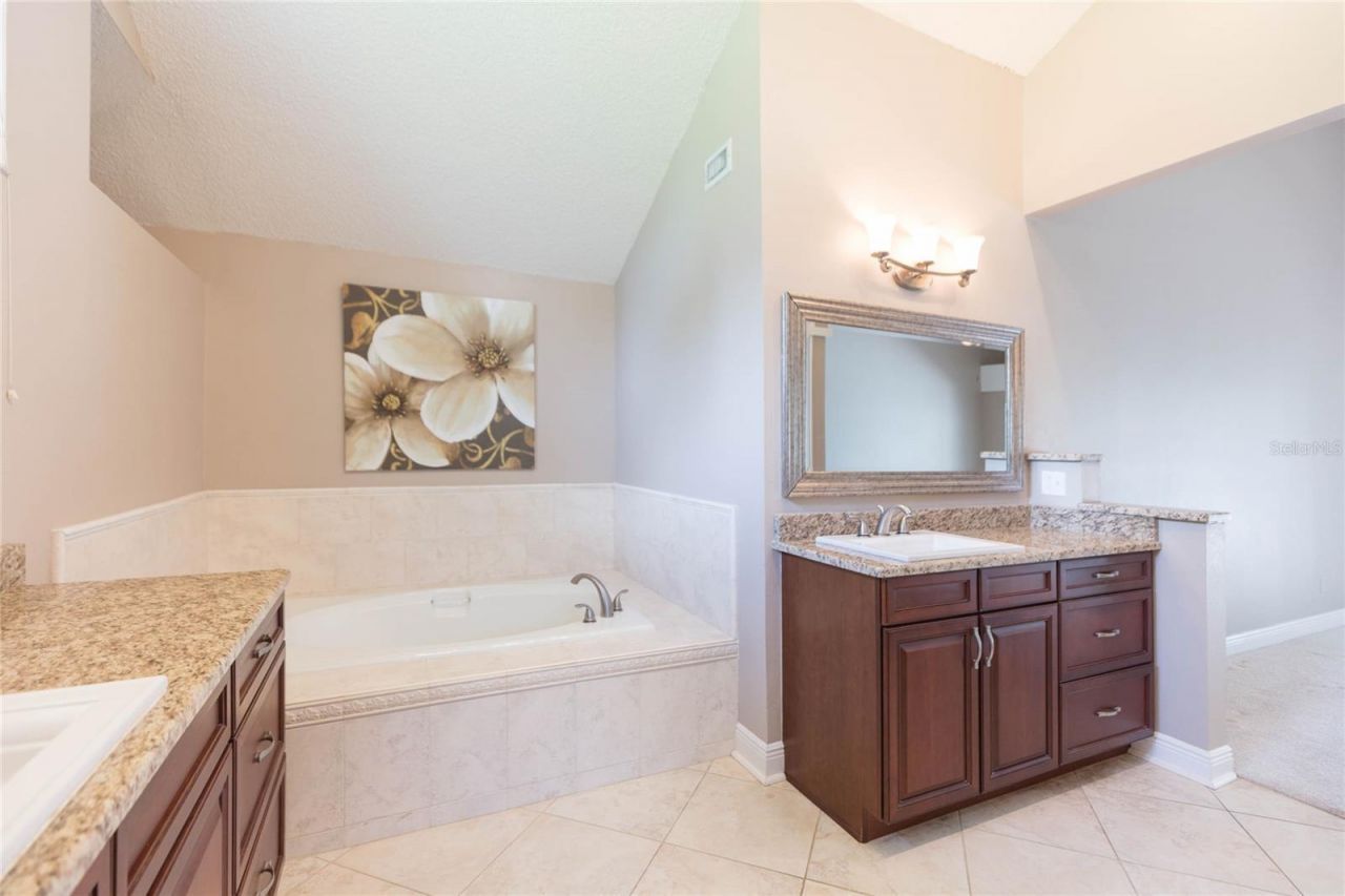 1405 Oxfordshire Court, Brandon, FL 33510 Photo