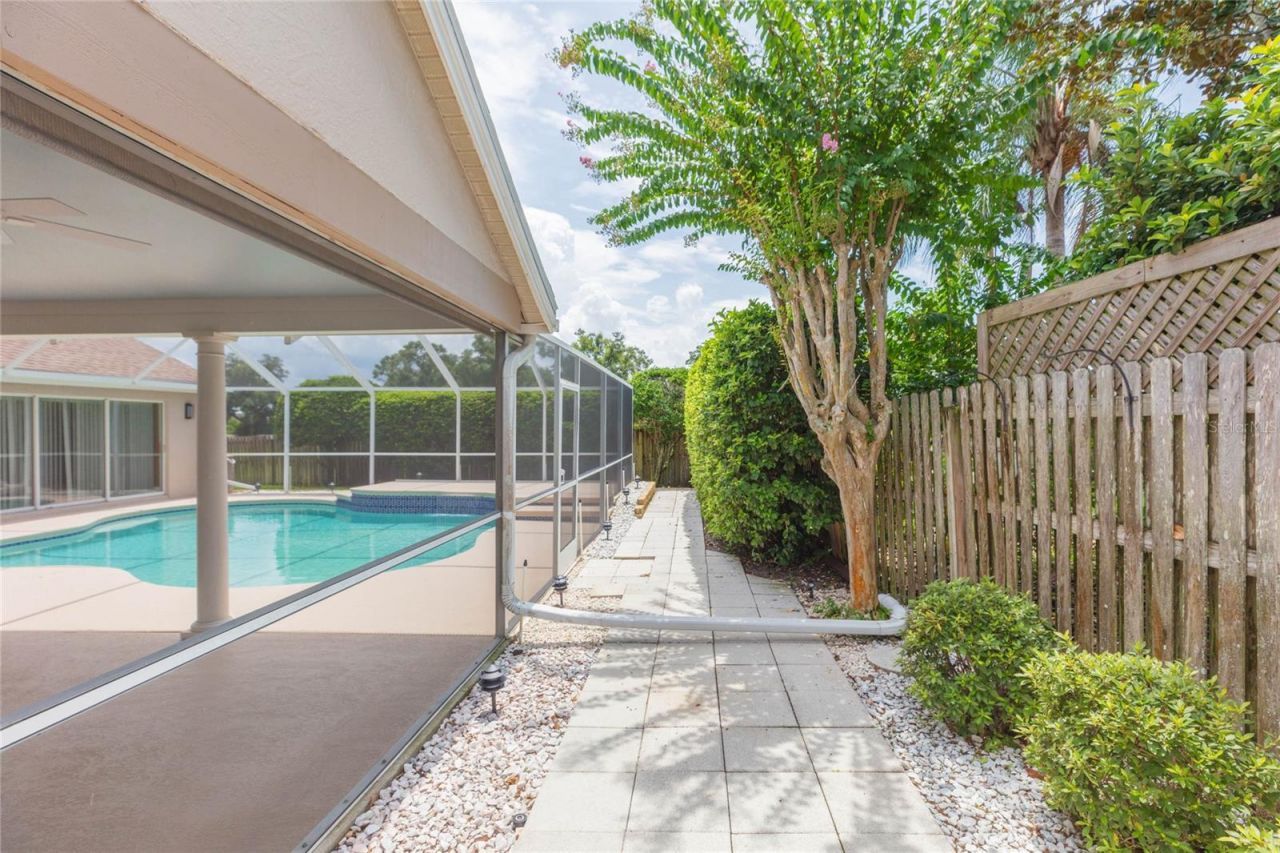 1405 Oxfordshire Court, Brandon, FL 33510 Photo