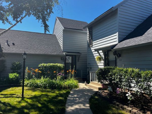 714 Colby Court , Gurnee, IL 60031