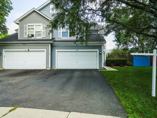 1723 Leeds Court , Unit 1, Mundelein, IL 60060