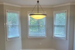 381 Pin Oak Drive photo 4
