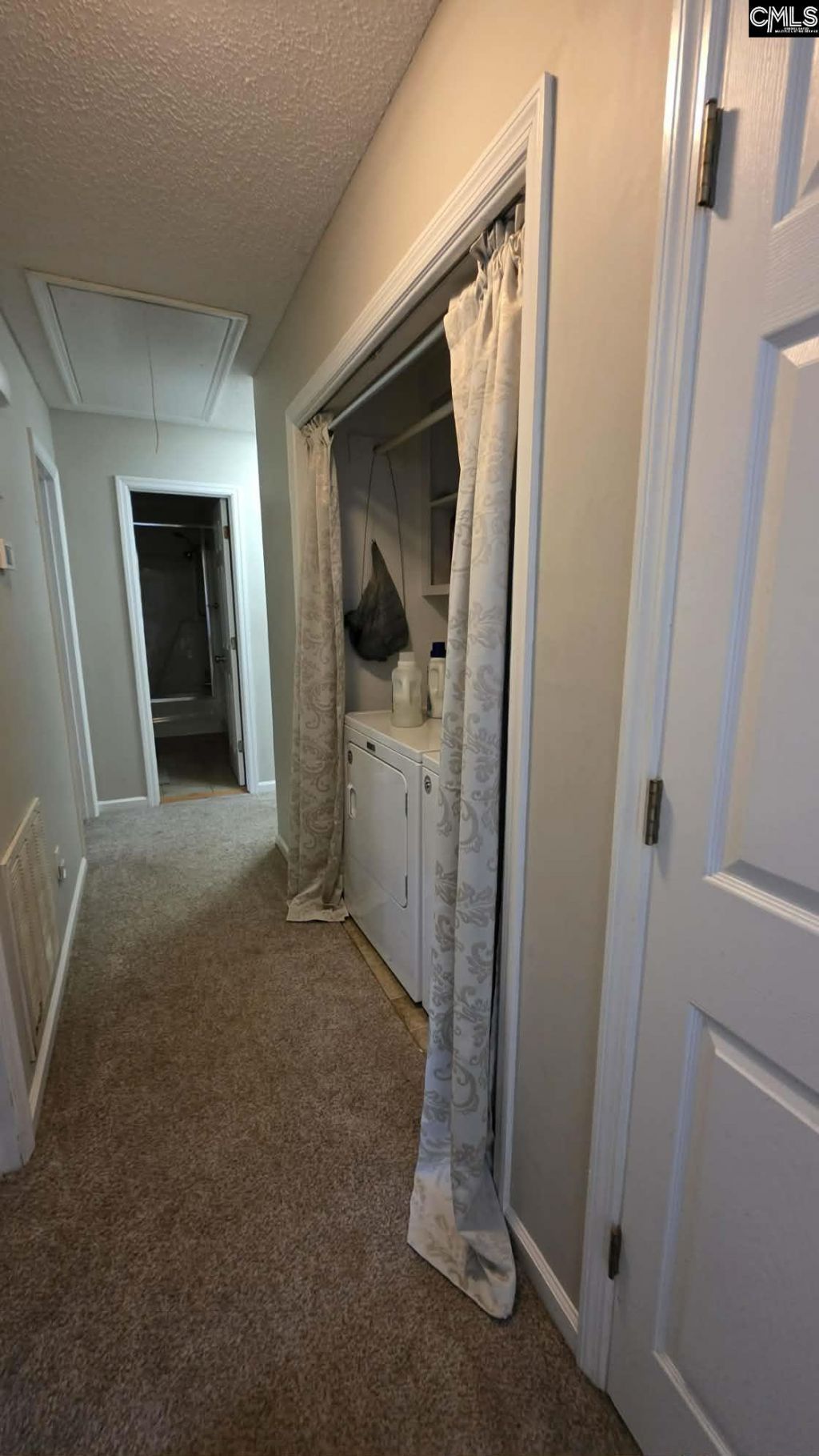 381 Pin Oak Drive Photo 6