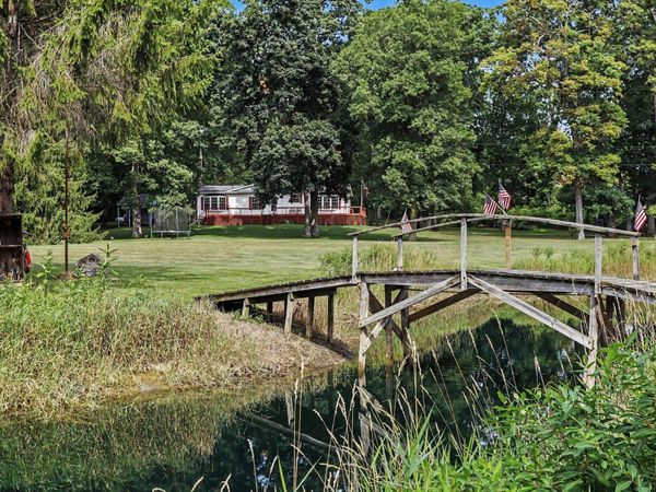 18576 T Drive S, Tekonsha, MI 49092