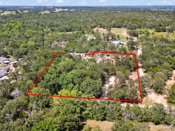 215 Sayers DR, Bastrop, TX 78602