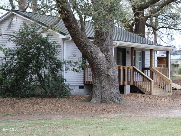 262 Mewborn Church Road, Snow Hill, NC 28580