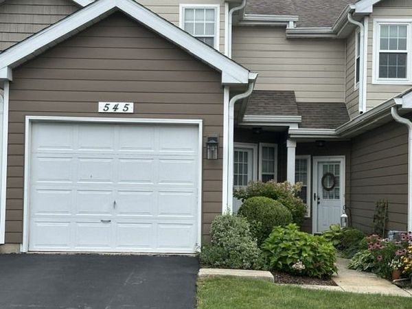 545 Woodcrest Drive , Unit 545, Mundelein, IL 60060