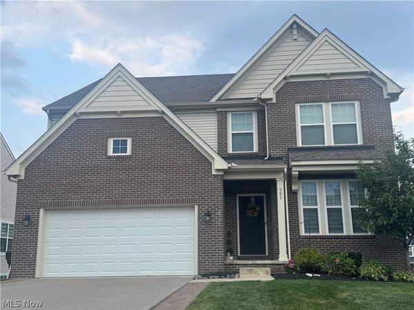 987 Hawkin Lane , Aurora, OH 44202