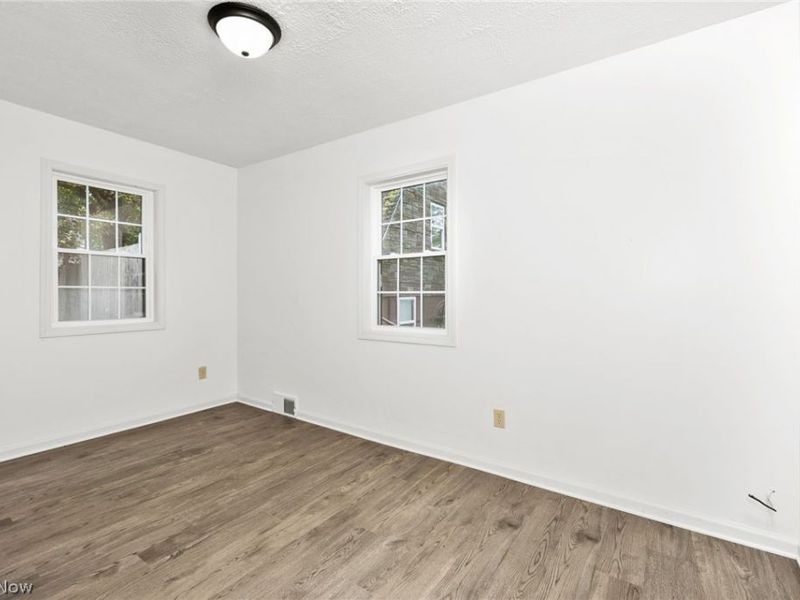 419 Celia Avenue, Akron, OH 44312 Photo 12