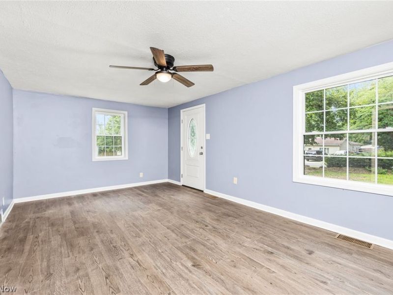 419 Celia Avenue, Akron, OH 44312 Photo 7
