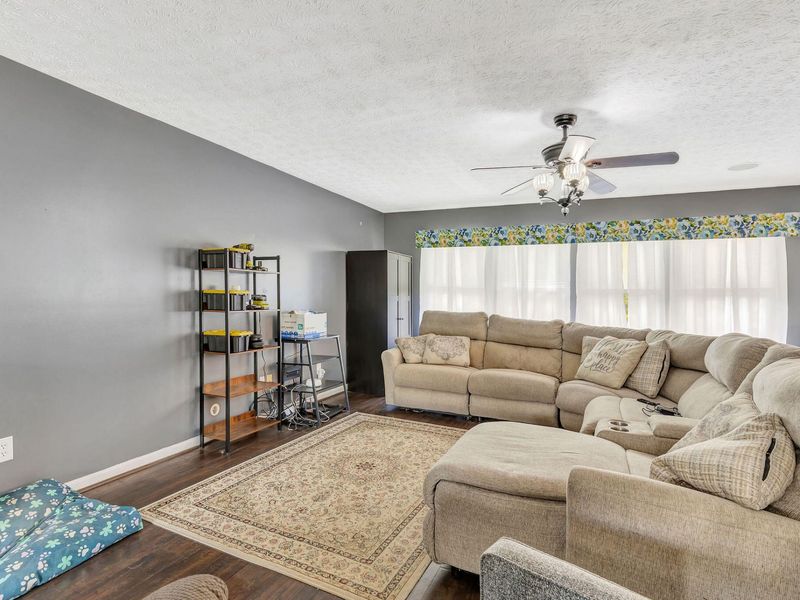 2740 Pebble Creek Way, Florence, KY 41042 Photo 9