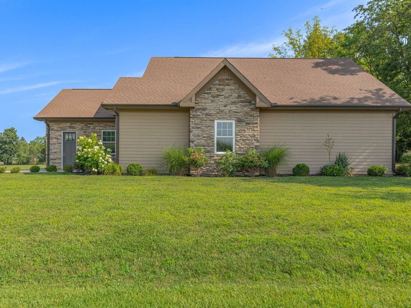 278 E Powell Avenue, Urbana, OH 43078 Photo 2