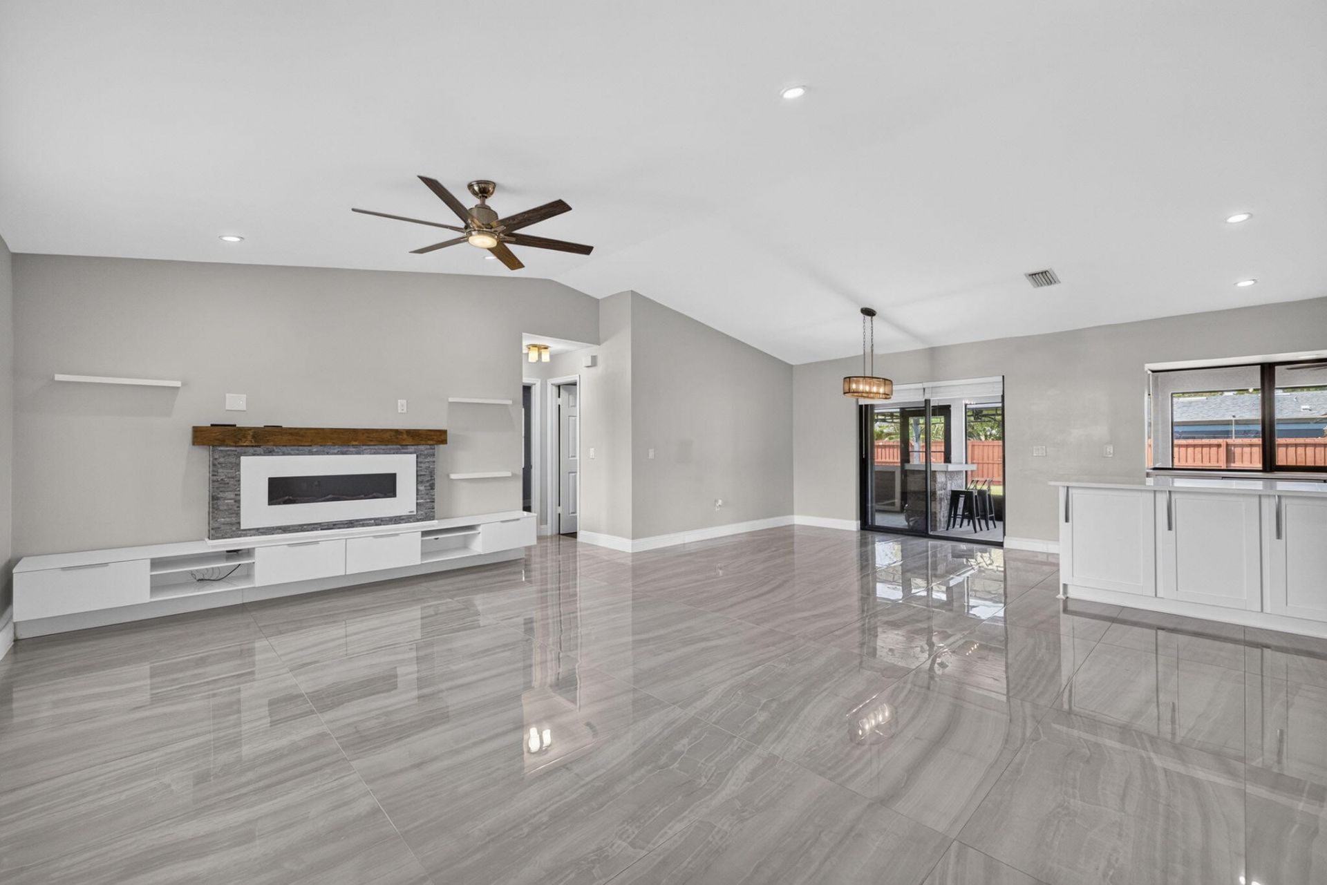 825 SE Starflower Avenue, Port Saint Lucie, FL 34983 Photo