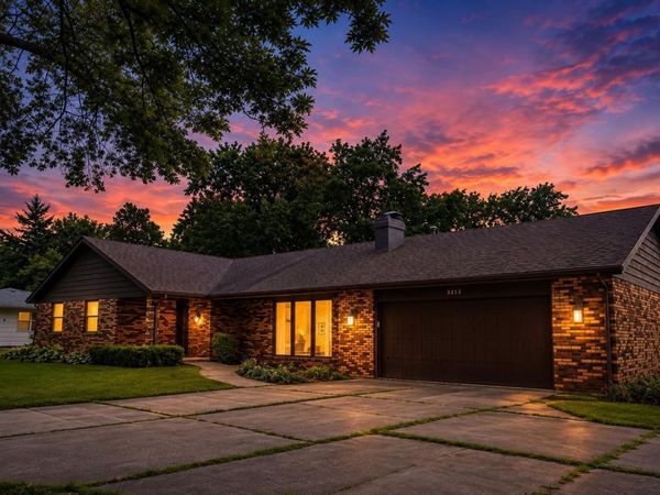 3213 W Twickingham Drive, Muncie, IN 47304