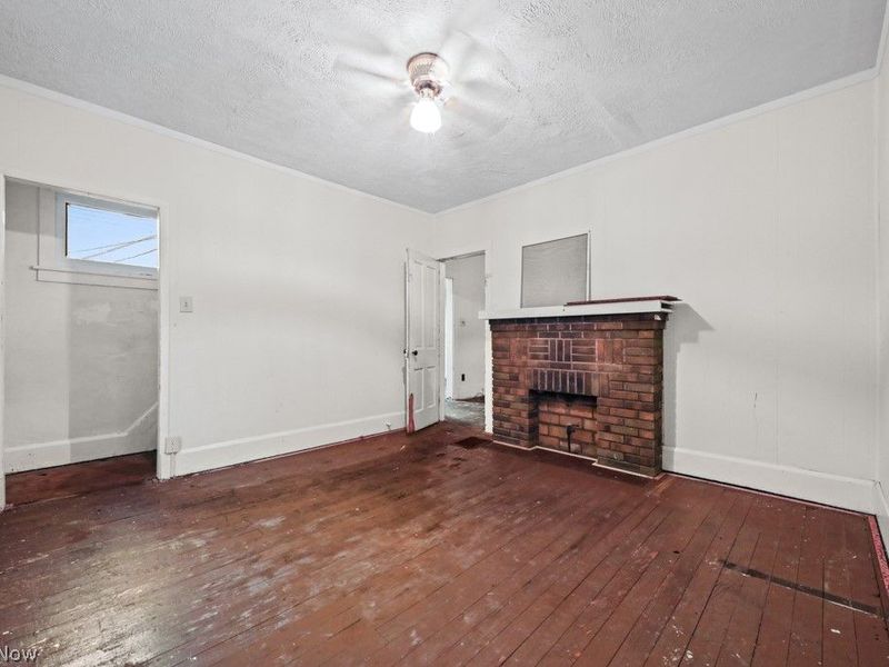 225 W Indiana Avenue, Sebring, OH 44672 Photo 5