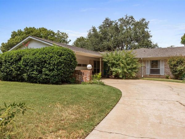 3304 Whitepine DR, Austin, TX 78757