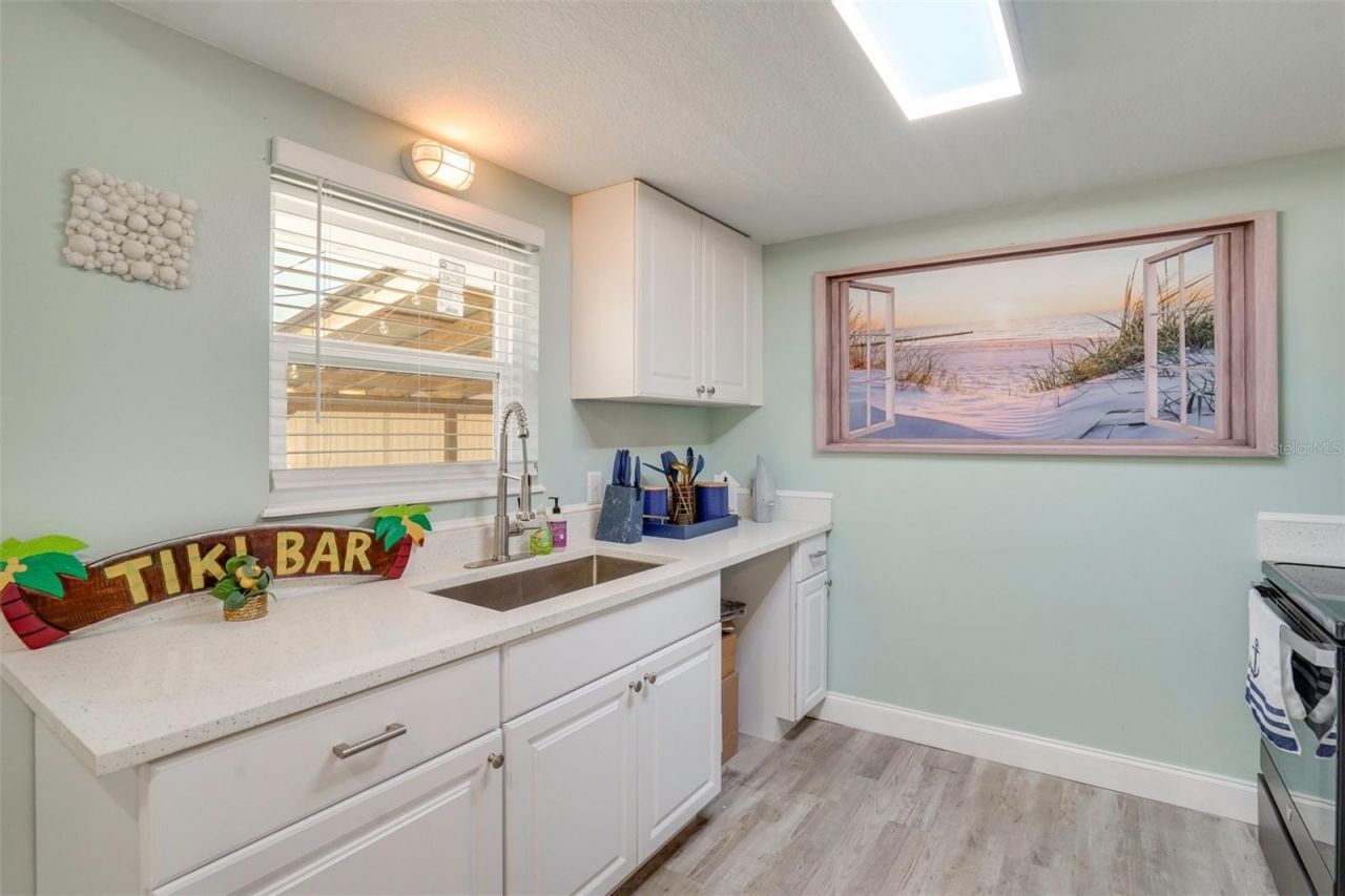 2741 Parma Street, Sarasota, FL 34231 Photo