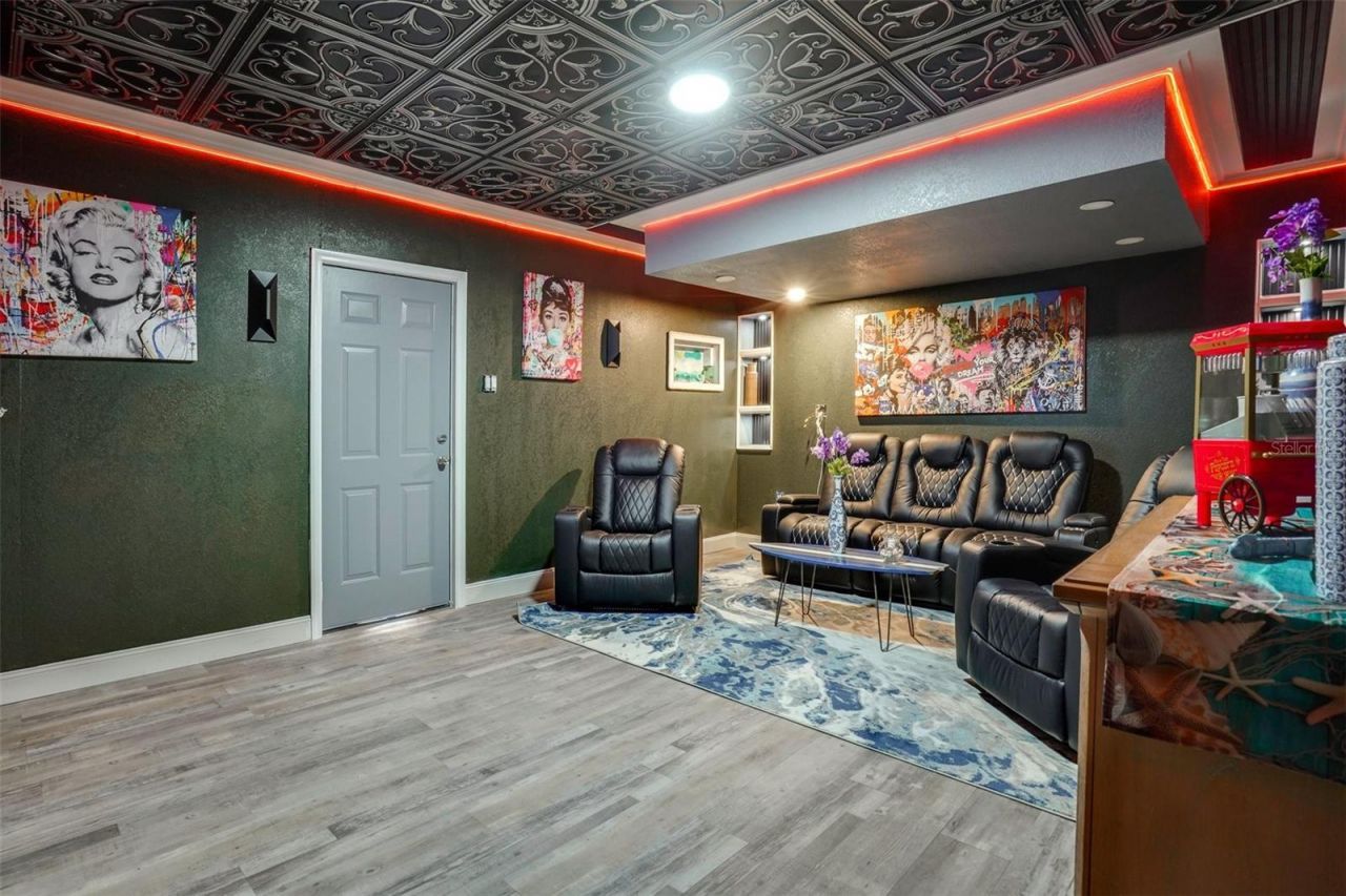 2741 Parma Street, Sarasota, FL 34231 Photo