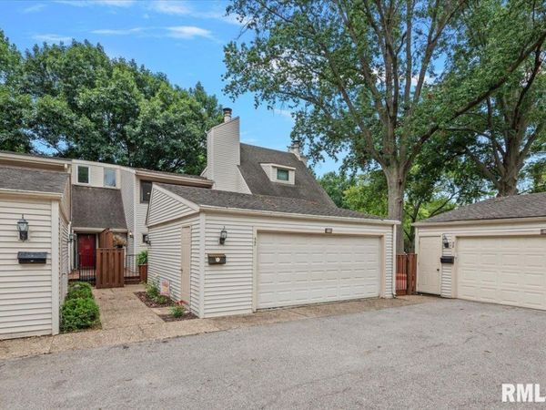 57 COUNTRY Place, Springfield, IL 62703