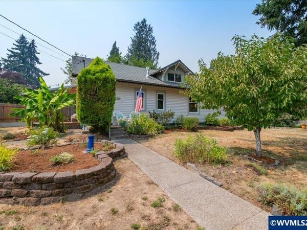 224 Sherman St NE, Albany, OR 97321