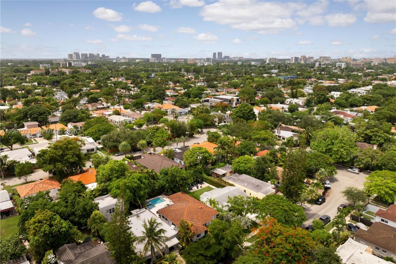 1868 SW 13th St , Miami, FL 33145 Photo